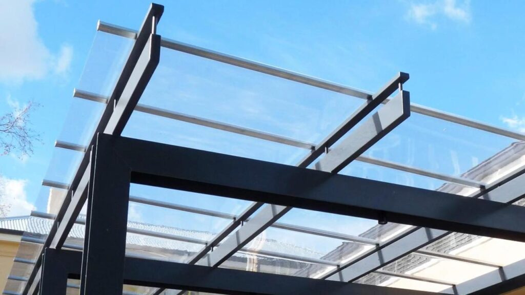 balcony polycarbonate roof design